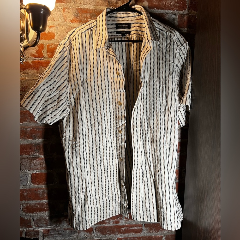 Banana Republic Standard Fit Button-Down Shirt XL